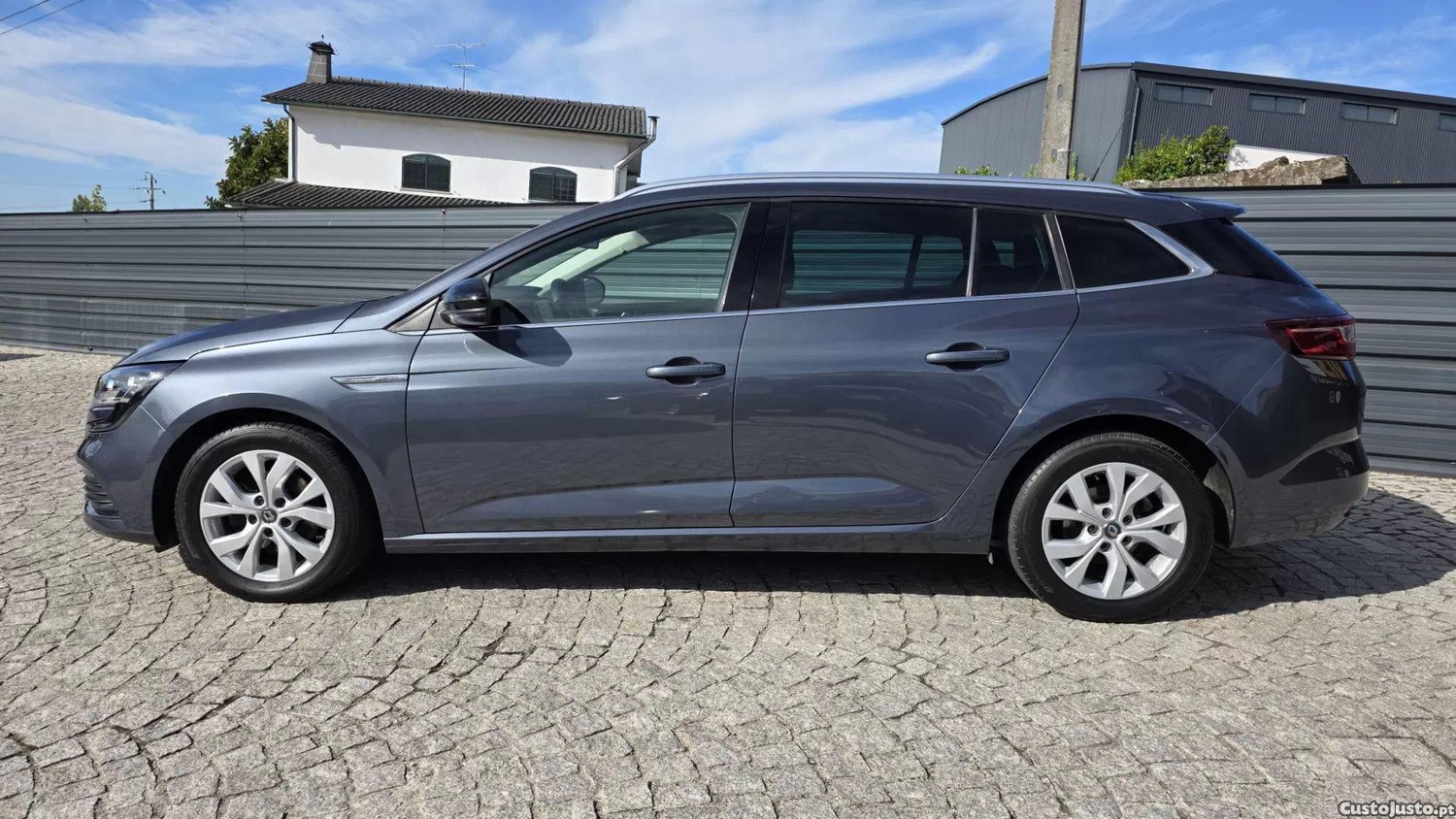 Renault Mégane 1.5 blue dci limited - 19 — photo 2