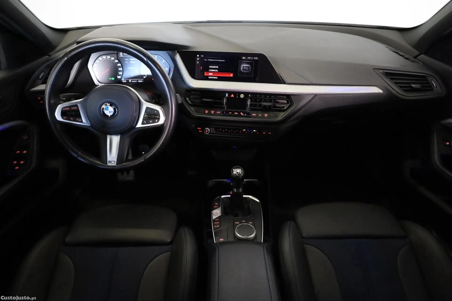 BMW 116 d Pack Desportivo M - 22 — photo 5