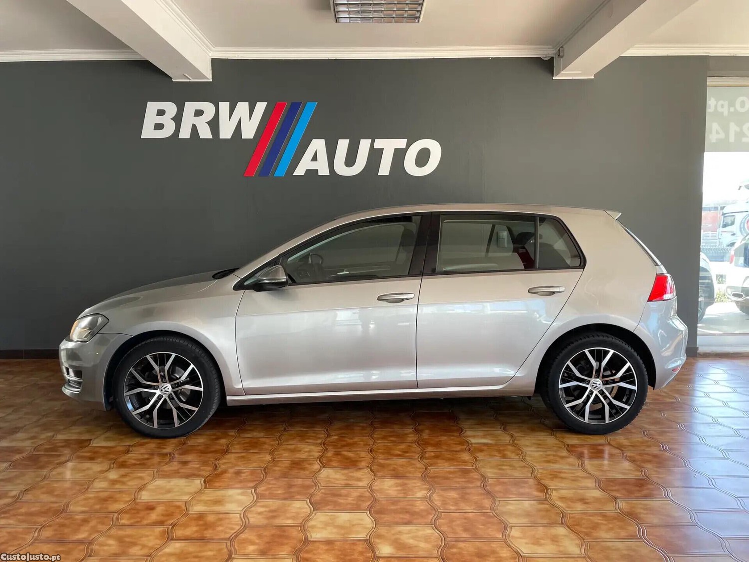 VW Golf 1.6 TDi Highline - 14 — photo 2