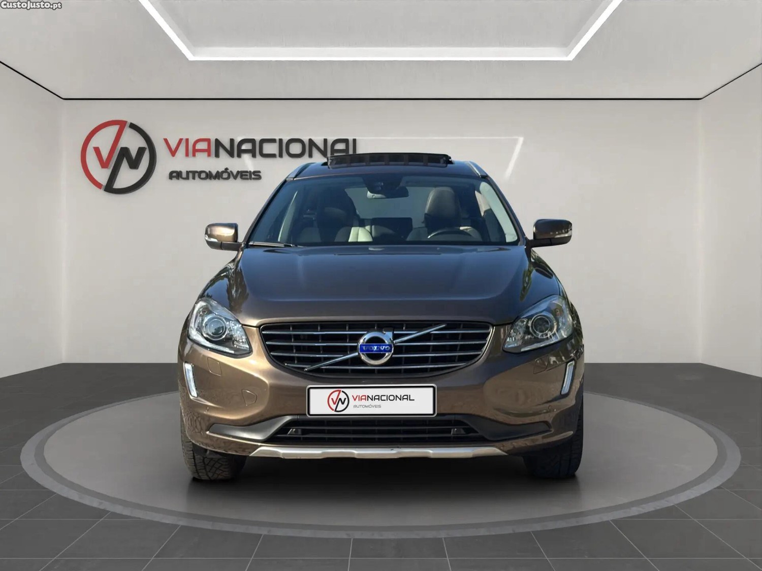 Volvo XC60 2.0 D4 Summum Geartronic - 14 — photo 2