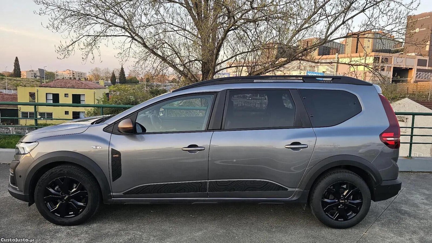 Dacia Jogger 1.0 TCe SL Extreme+ Up&Go 7L - 18 — photo 3