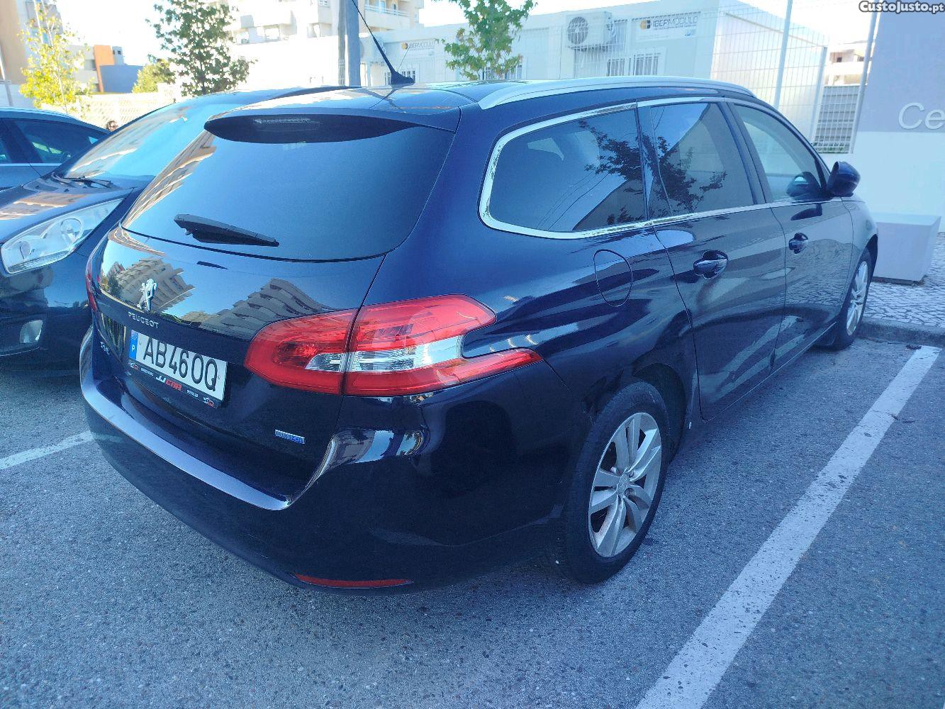 Peugeot 308 1.5 blueHdi Exclusive 120cv — photo 3