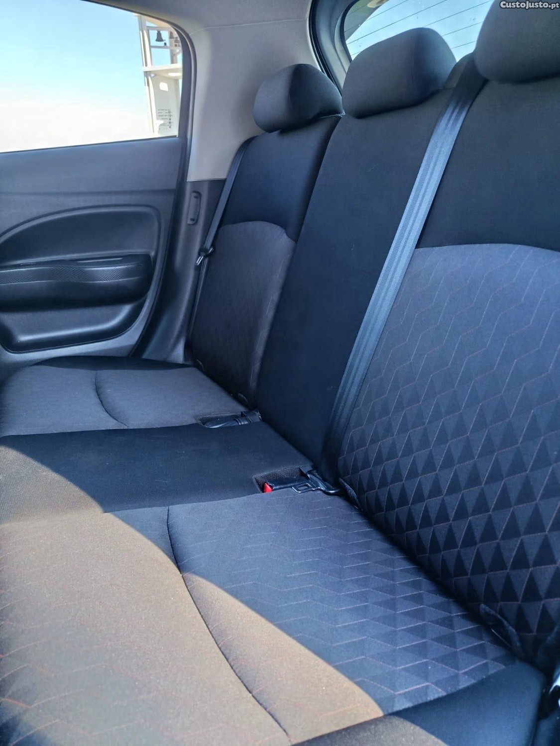 Mitsubishi Space Star 1.2 CONNECT EDITION — fotografia 2