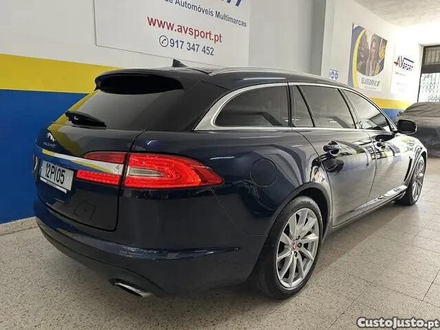 Jaguar XF 3.0 D V6 Premium Luxury - 14 — photo 3