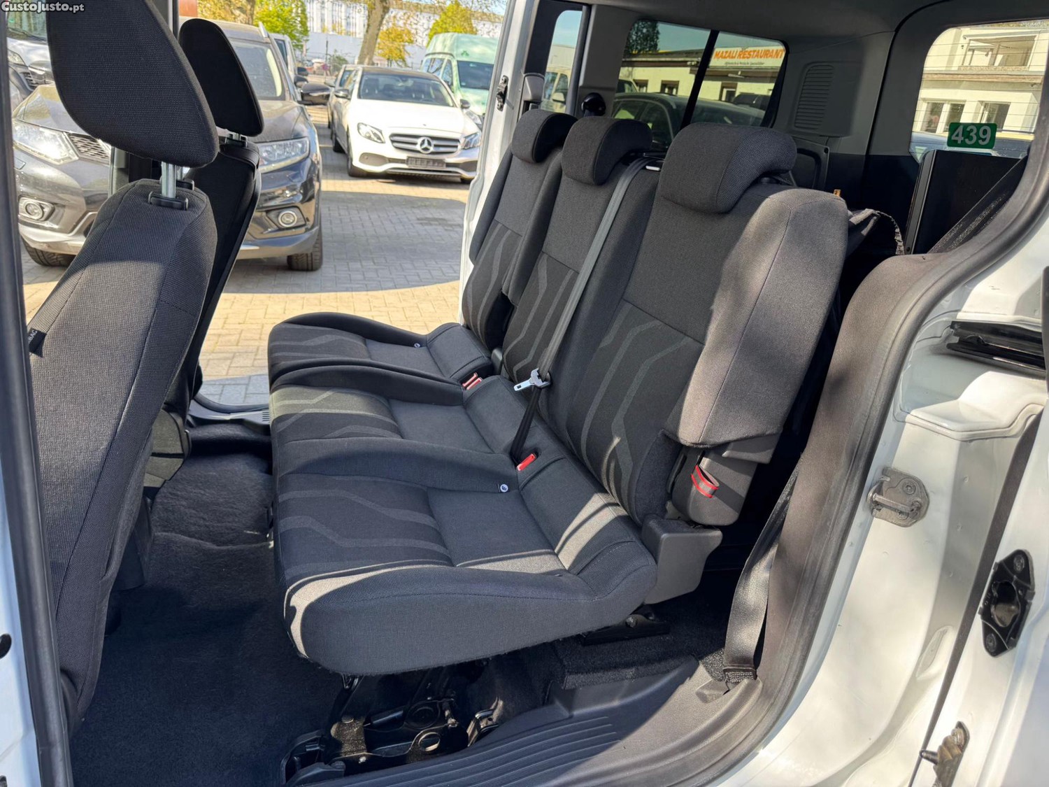 Ford Tourneo 1.5 Mobilidade Reduzida IVA dedutível — fotografia 4