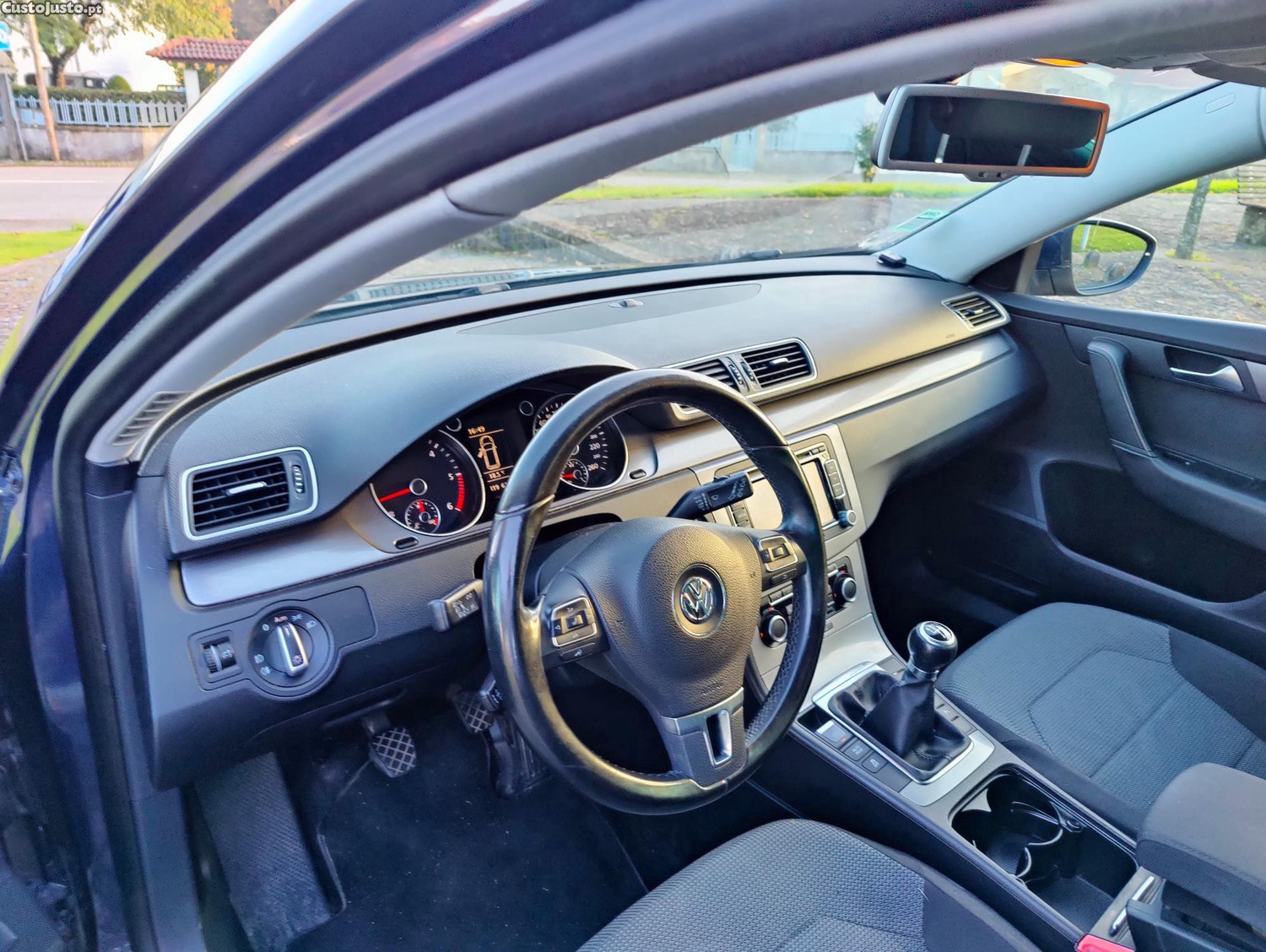 Volkswagen Passat Variant 2.0 TDi Confortline — fotografia 5