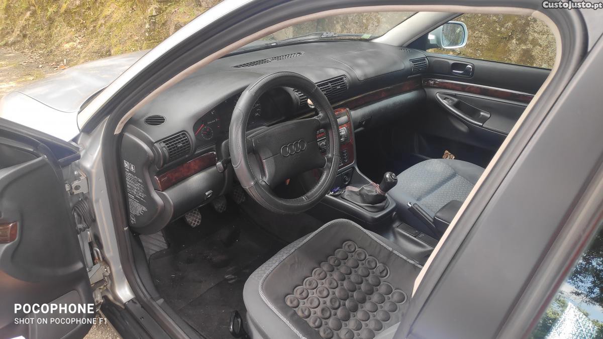 Audi A4 1.6 — fotografia 4