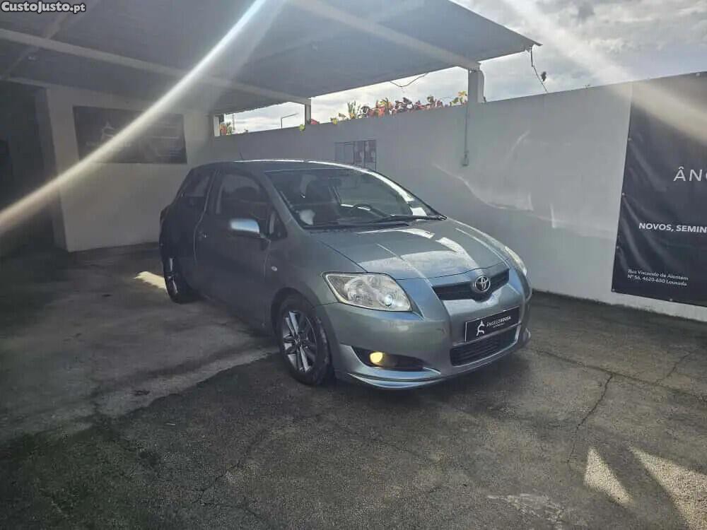 Toyota Auris 1.4 D-4D ACtive+AC - 08 — photo 4