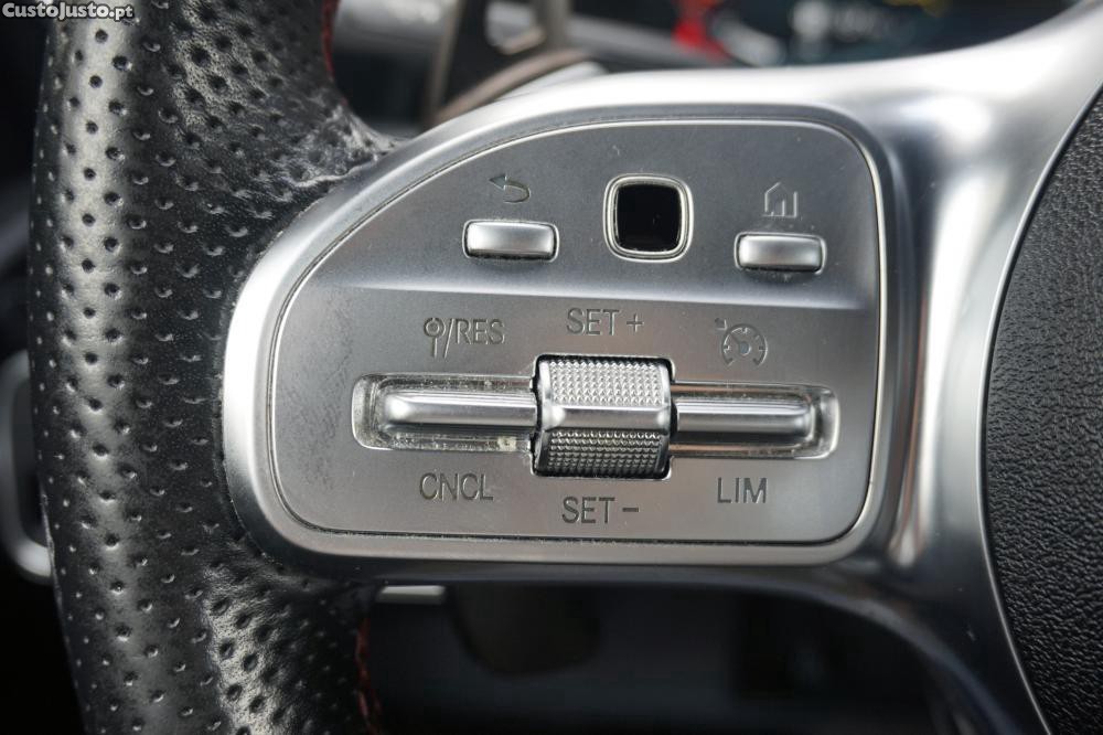 Mercedes-Benz A 180 d AMG Line Aut. — fotografia 16