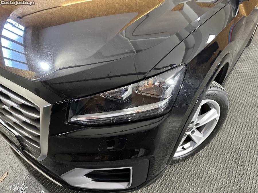 Audi Q2 1.6 TDI Design - 17 — photo 5