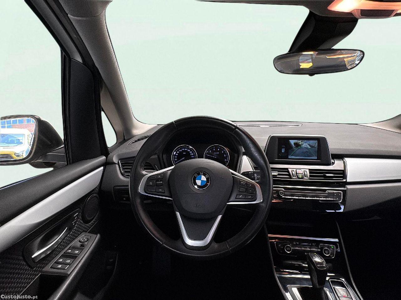 BMW 225 Active Tourer XE Advantage — fotografia 6