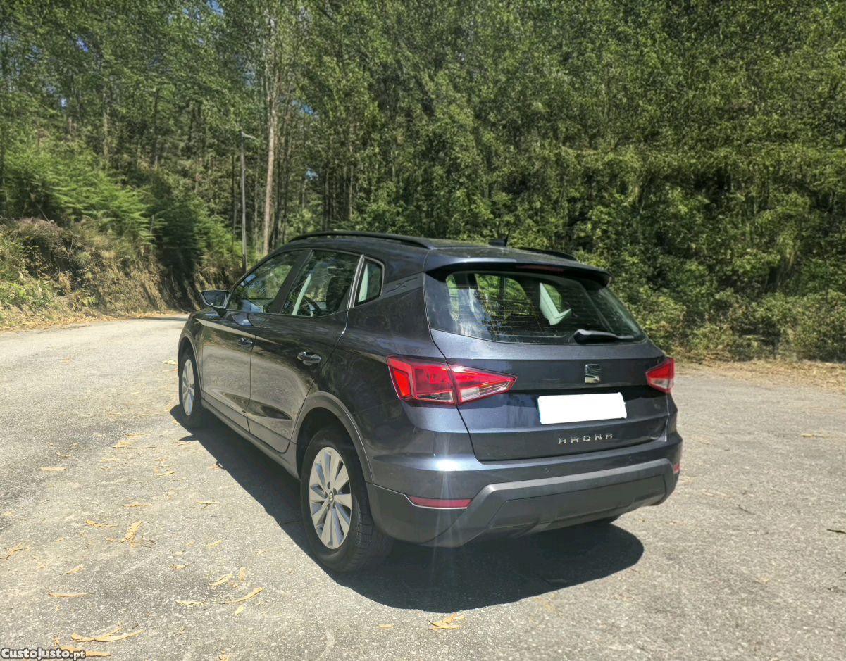SEAT Arona 1.0TSI 115cv — fotografia 8
