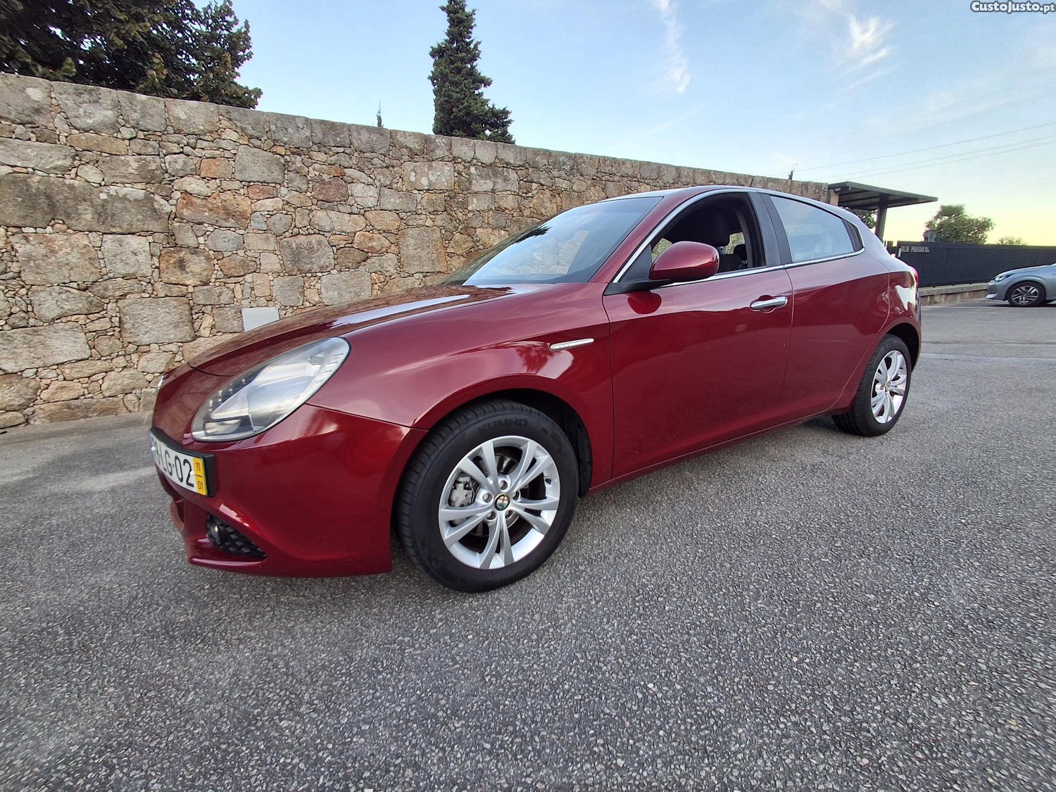 Alfa Romeo Giulietta 1.6 JTDm — photo 3