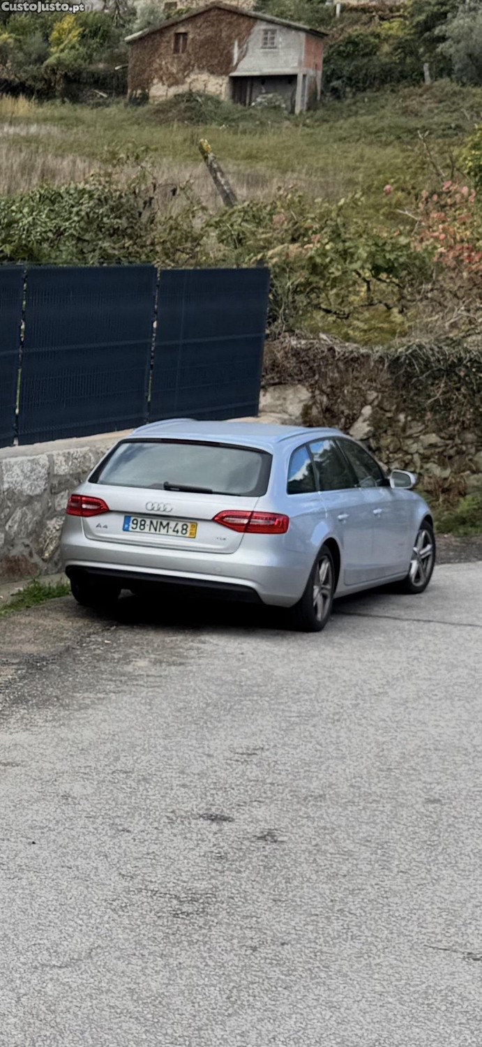 Audi A4 Sport 136cv — fotografia 3
