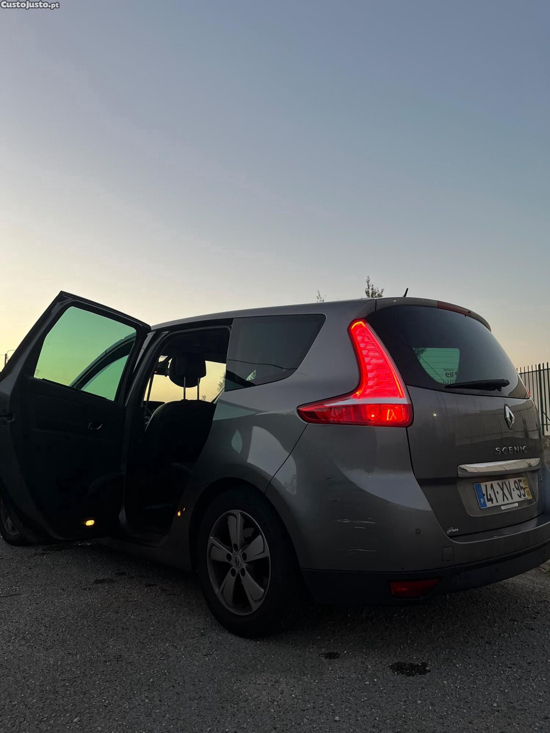 Renault Mégane Scenic — fotografia 9