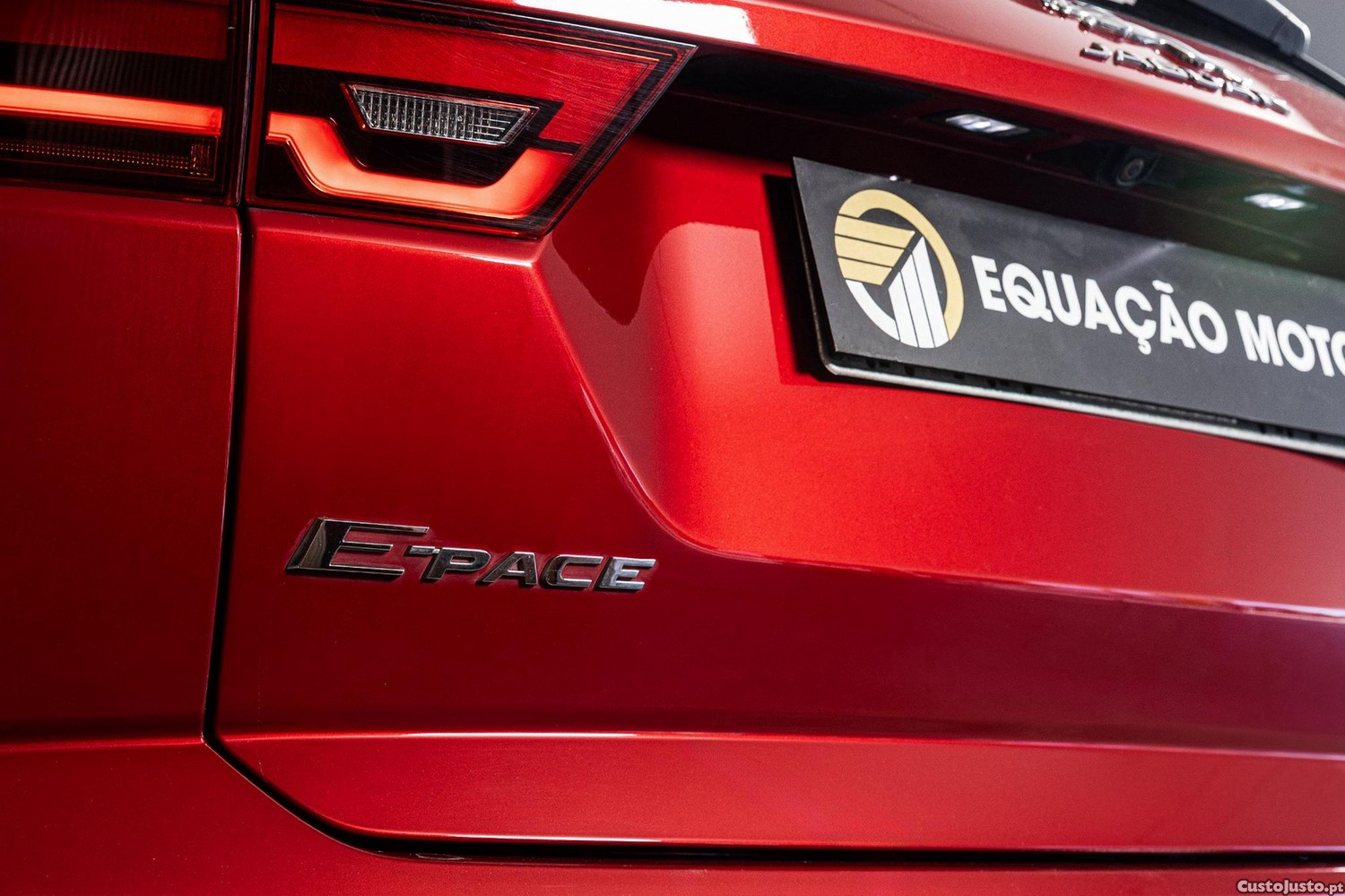 Jaguar E-Pace 2.0 P200 AWD Aut. — fotografia 22