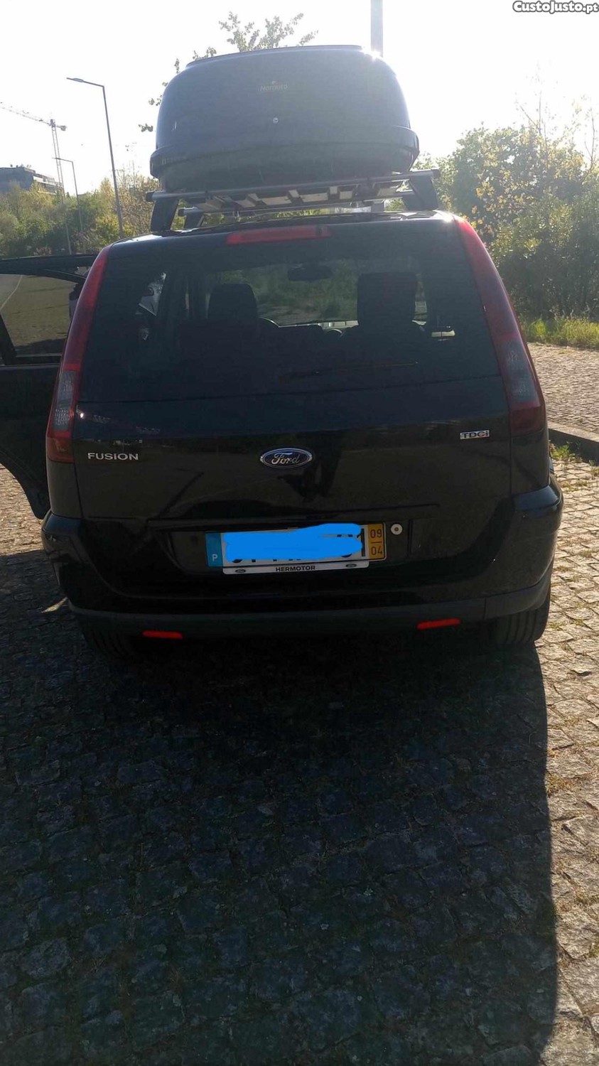 Ford Fusion 1.4TDci — photo 4