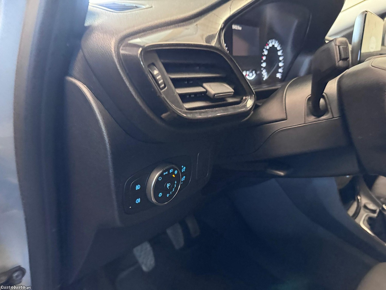 Ford Puma 1.0 EcoBoost MHEV Titanium — fotografia 9