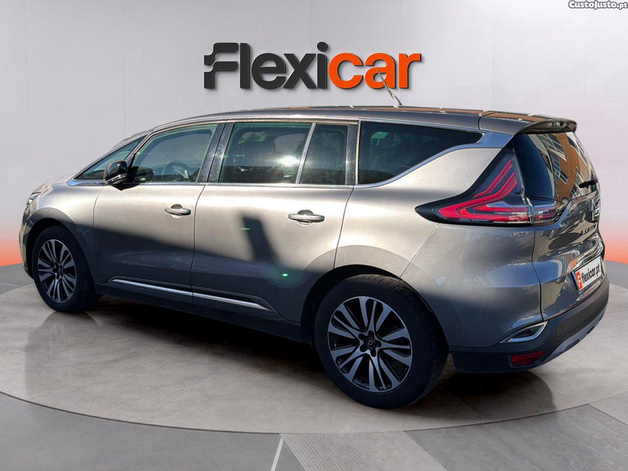 Renault Espace 1.6 dCi Initiale Paris EDC - 18 — photo 5