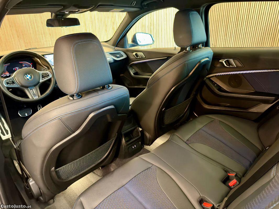 BMW 116 d Advantage Auto — fotografia 14