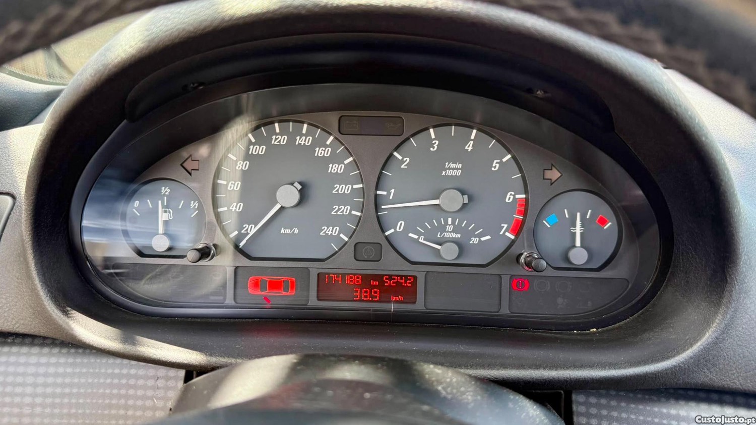 BMW 320 i CABRIO 6 CILINDROS — fotografia 6