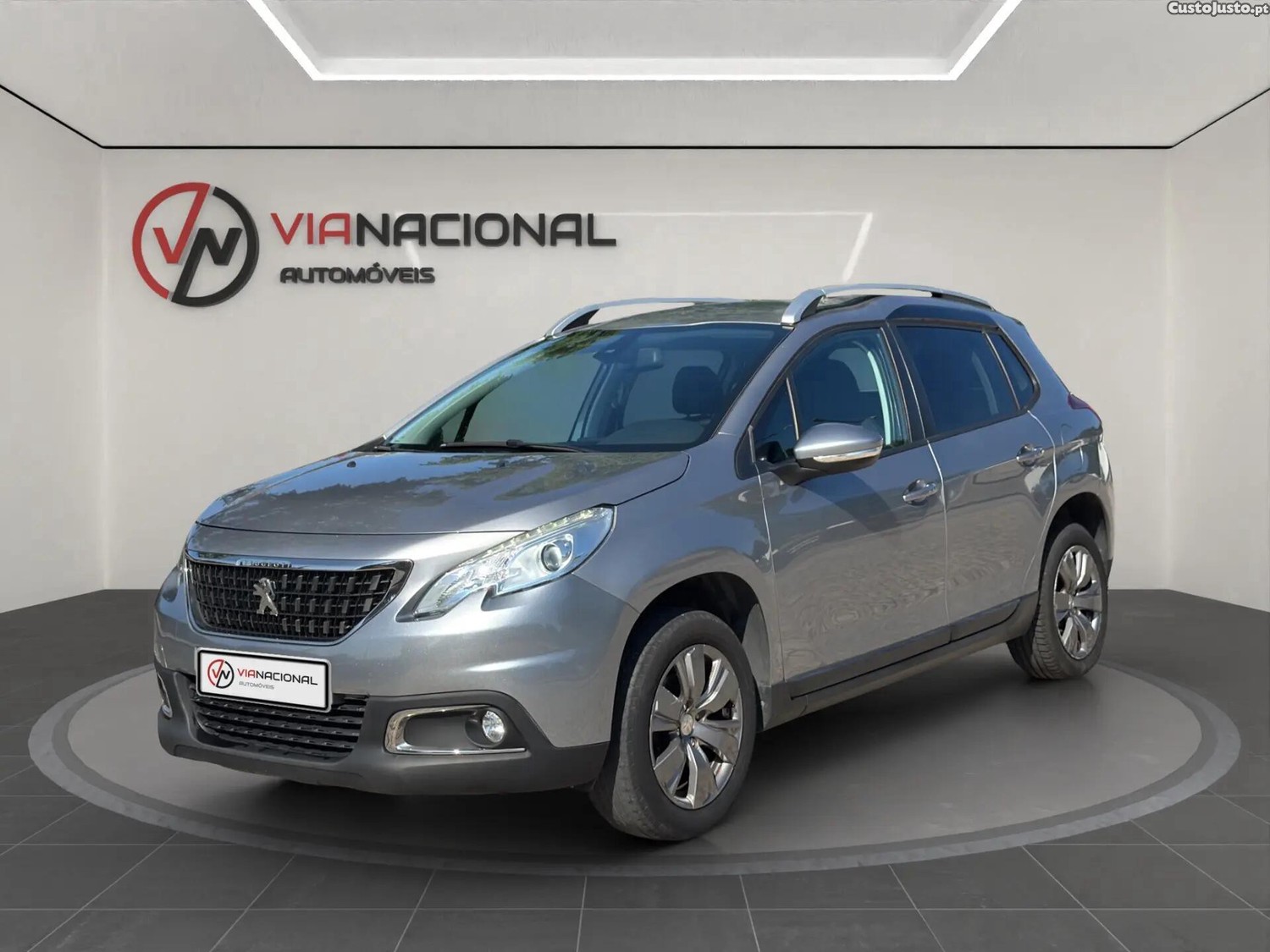 Peugeot 2008 1.2 PureTech Style — photo 3