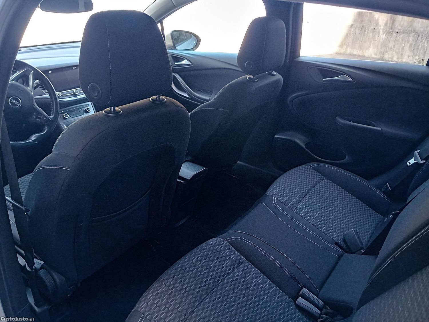 Opel Astra Sports Tourer 1.6 CDTI Business Edition S/S — fotografia 7