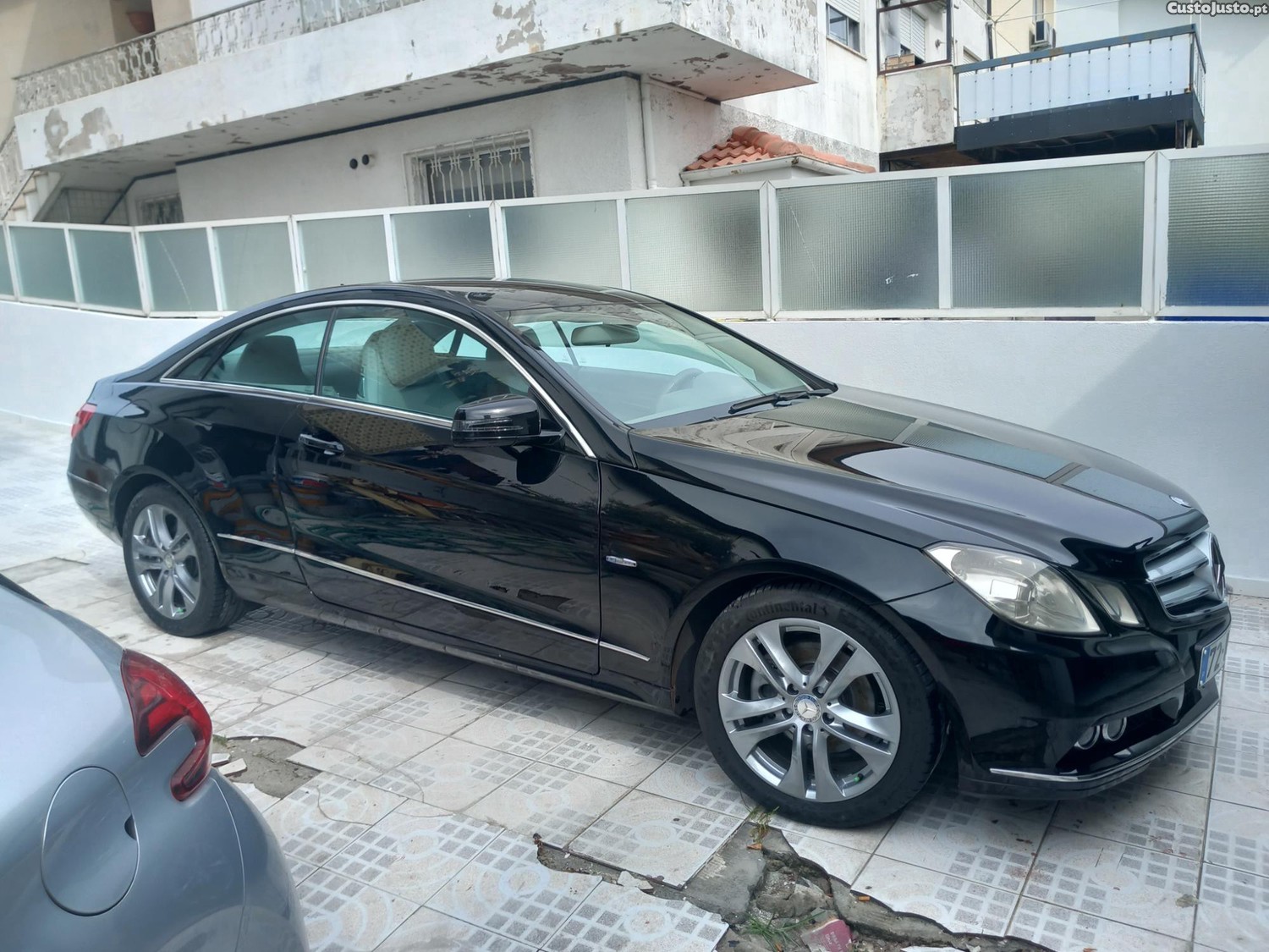 Mercedes-Benz E 250 CGI COUPÉ 86000 km — fotografia 6