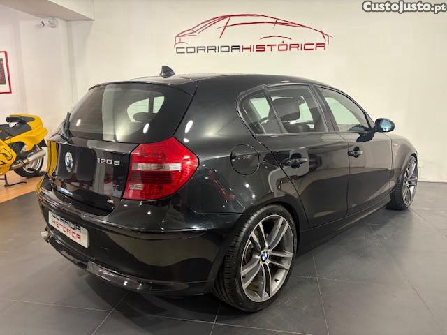 BMW 120 d Full-Extras Pack M - 09 foto 3