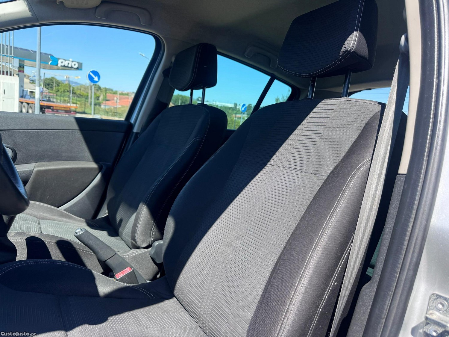 Renault Clio 1.2 TCE Dynamique S — fotografia 5