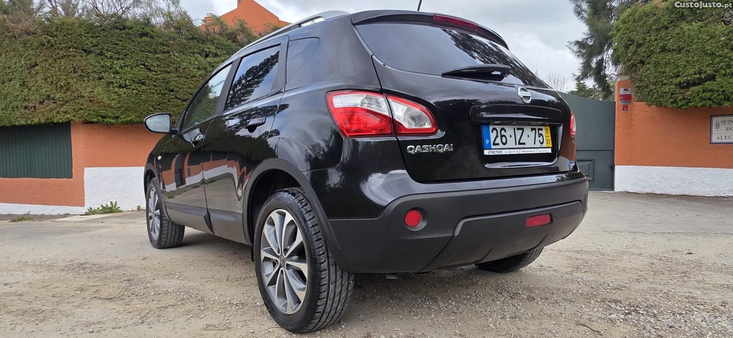 Nissan Qashqai 1.5 dCi Tekna — photo 3