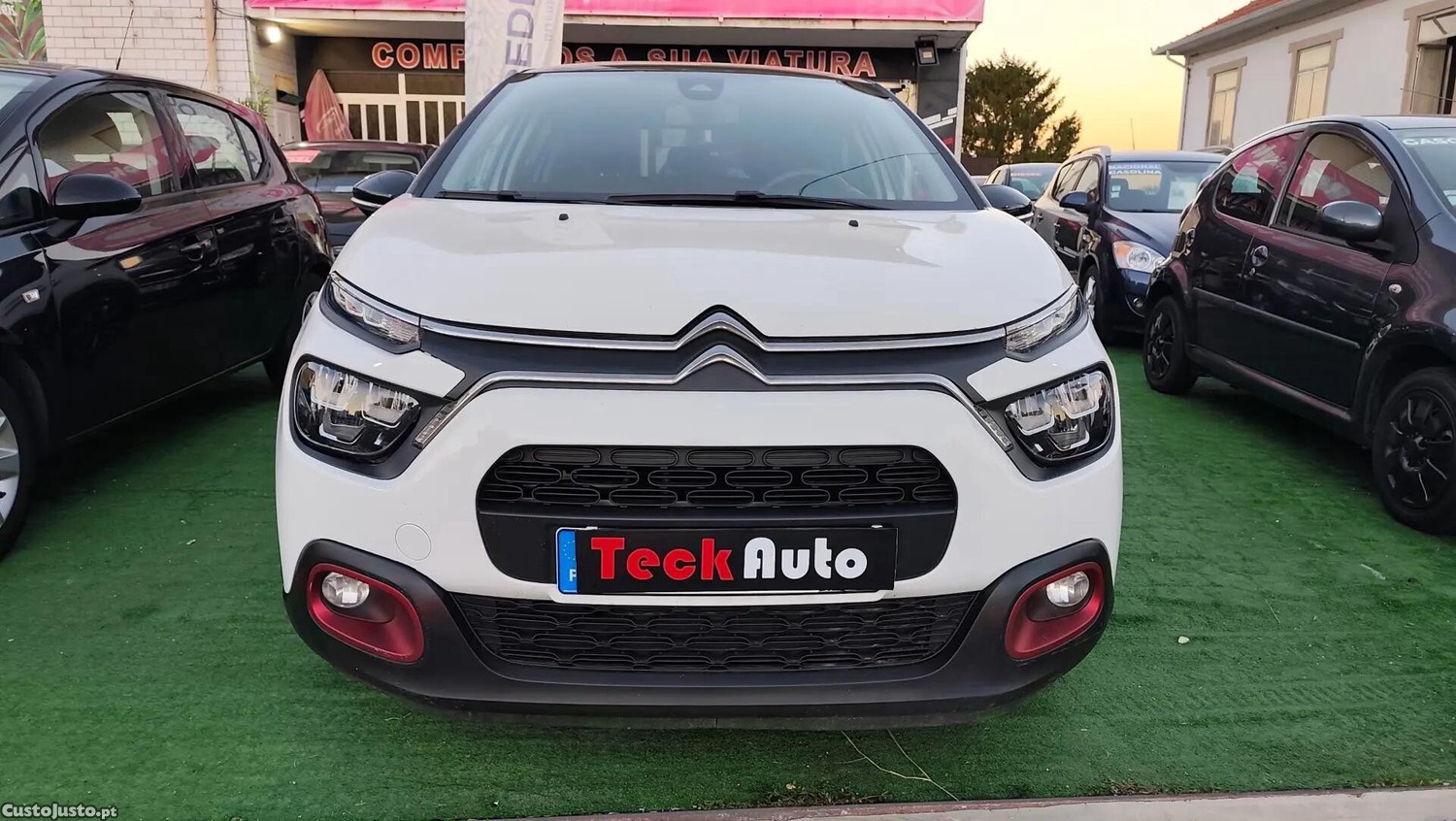 Citroën C3 1.2 PureTech C-Series - 20 — photo 2