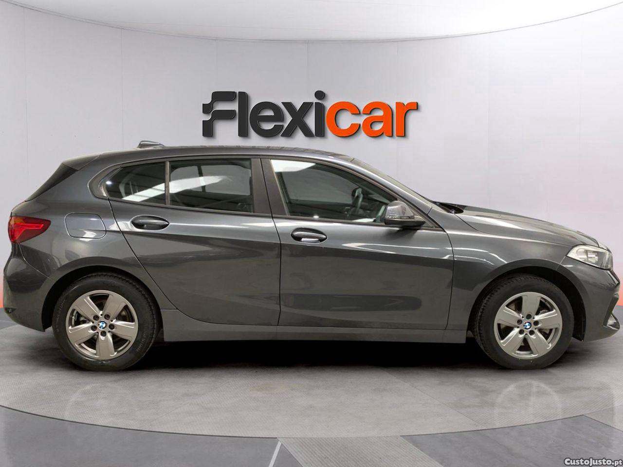 BMW 116 d Advantage — fotografia 16