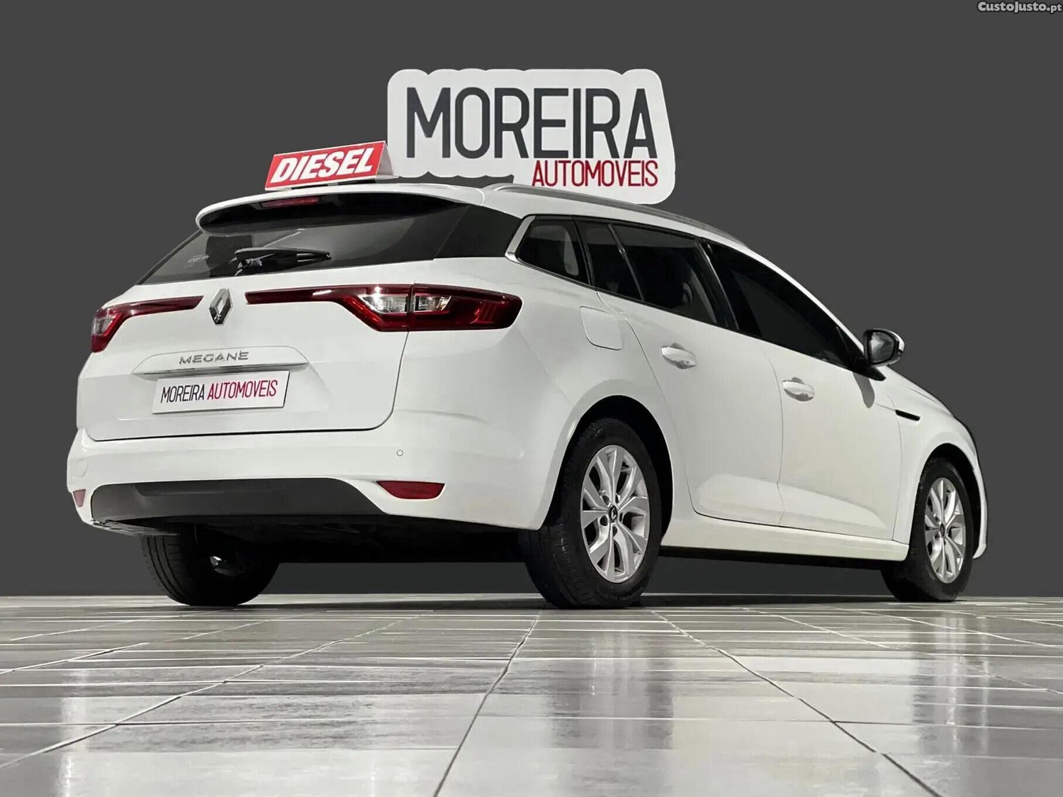Renault Mégane dCi 110 FAP EDC Dynamique — photo 3