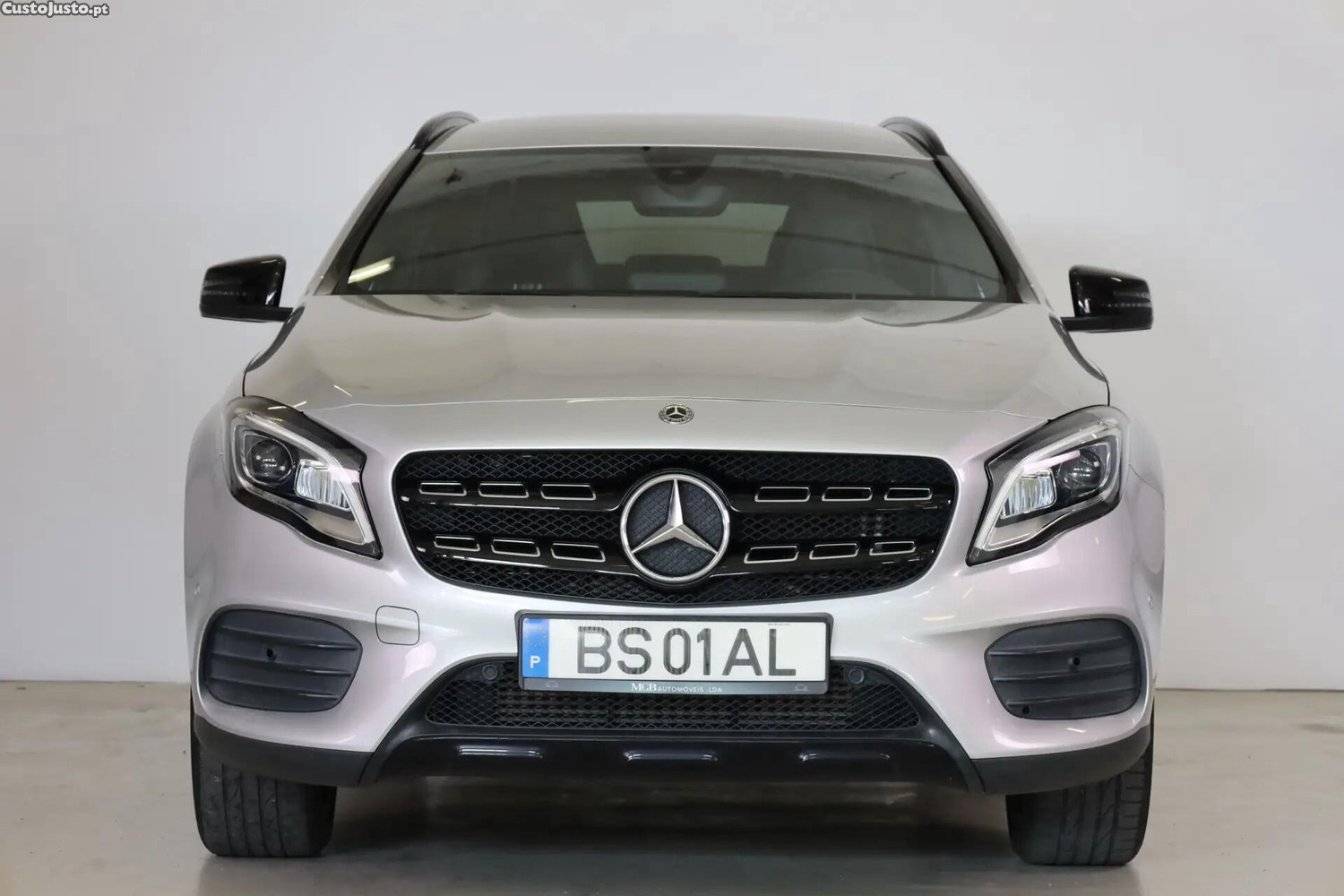 Mercedes-Benz GLA 180 Edition 1 - 17 — photo 3