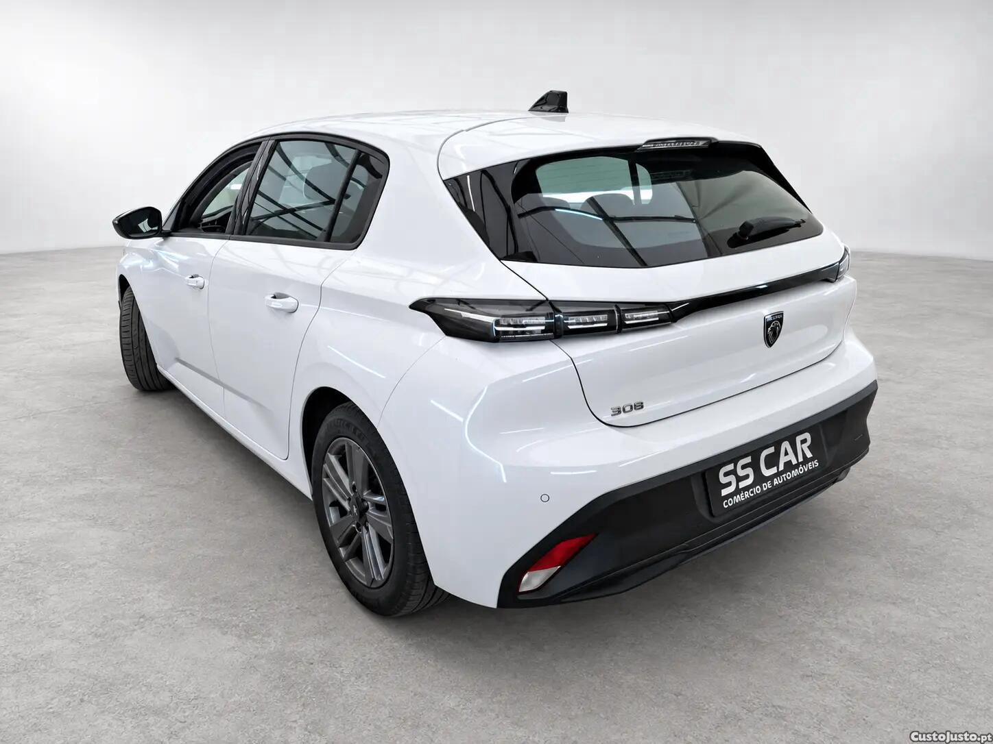 Peugeot 308 1.2 PureTech Active Pack - 23 — photo 2