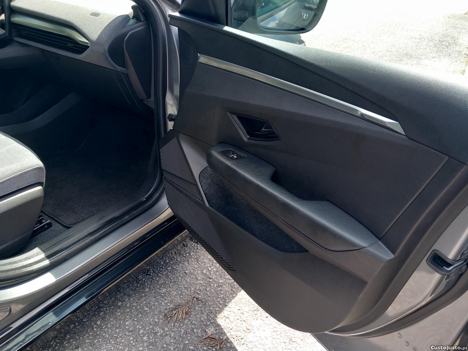 Renault Mégane E-Tech EV60 Techno — fotografia 8