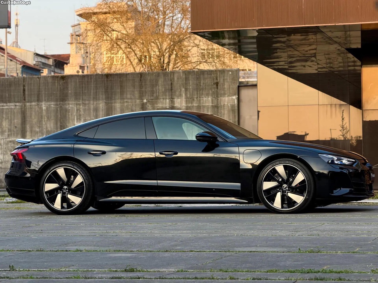 Audi e-tron quattro — fotografia 18