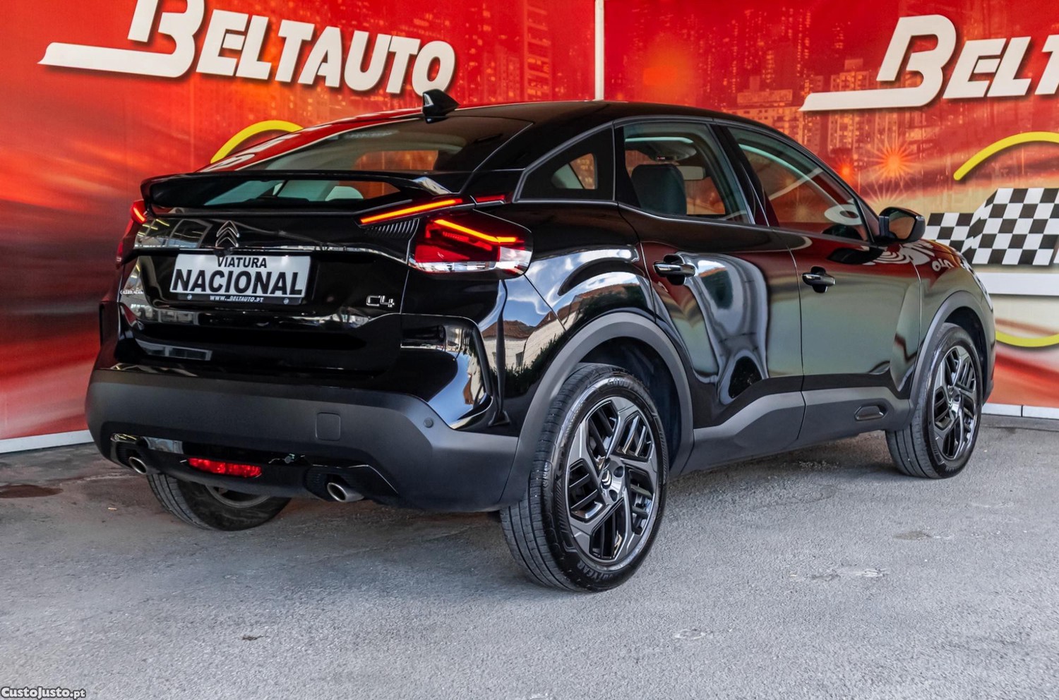 Citroën C4 1.2 PURE TECH PLUS - 24 — photo 5