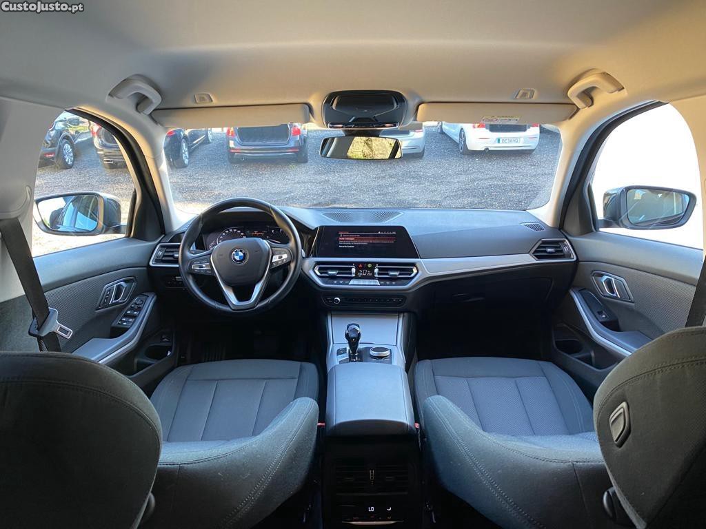 BMW 318 d Touring Auto — fotografia 16