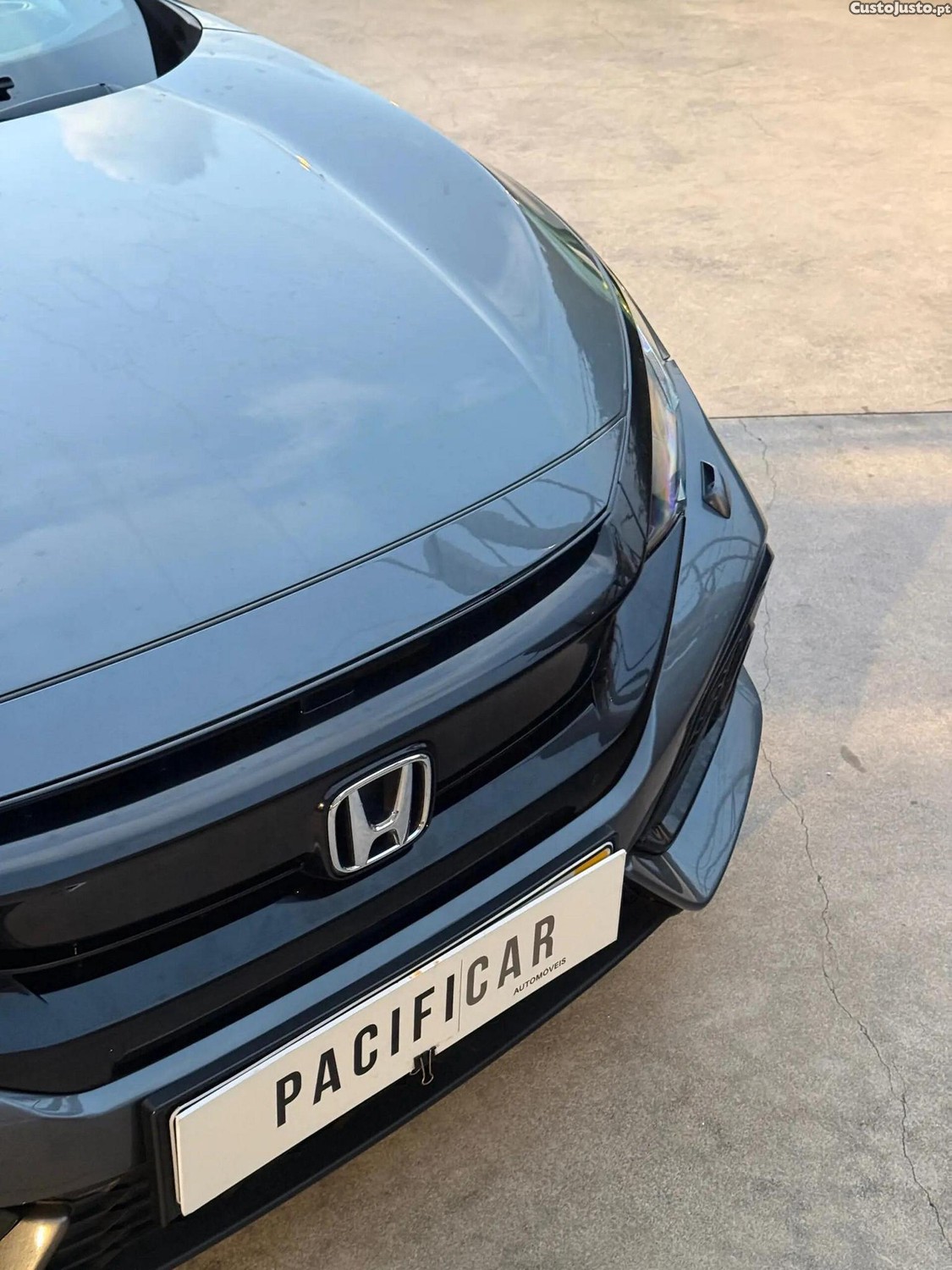 Honda Civic 1.0 i-VTEC Executive Premium - 17 — photo 3