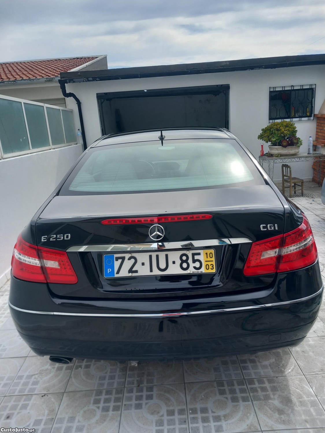 Mercedes-Benz E 250 CGI COUPÉ 86000 km — fotografia 5