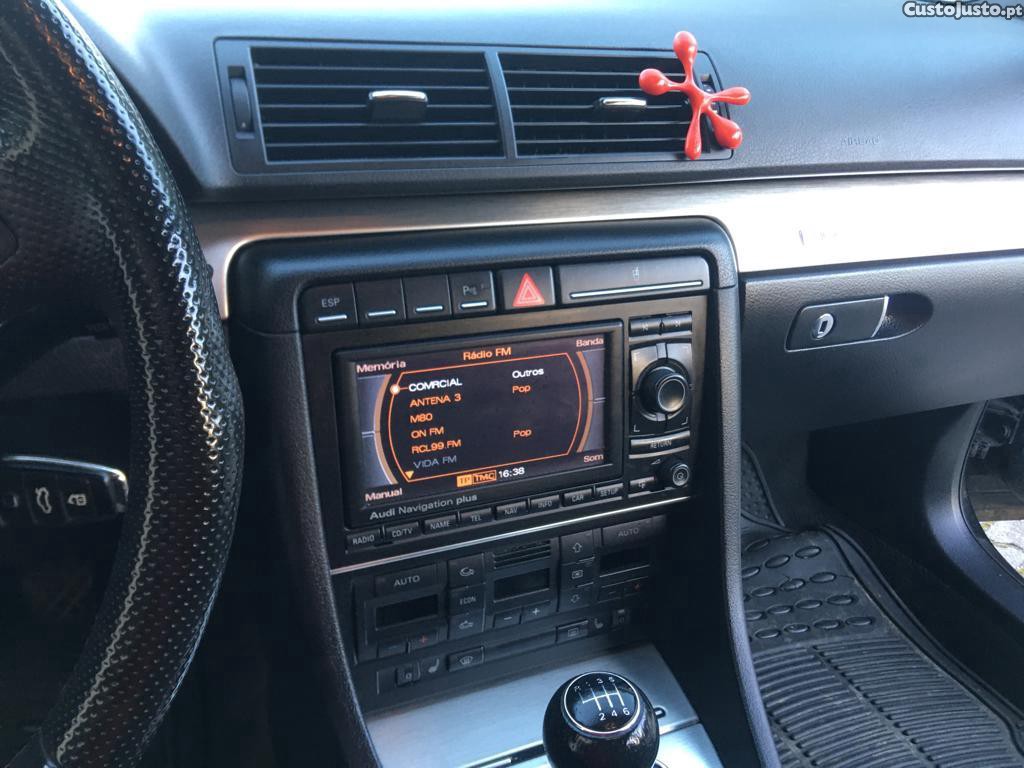 Audi A4 B7 2.0 TDI Quattro S Line 170CV — fotografia 4