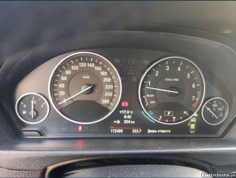 BMW 320 i — fotografia 3
