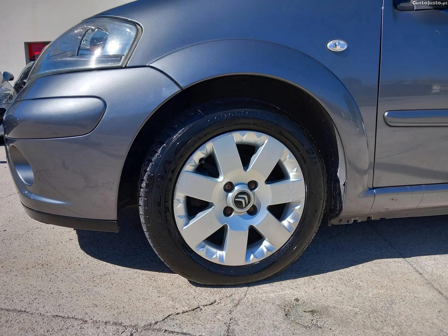Citroën C3 1.1 Airdream — photo 3