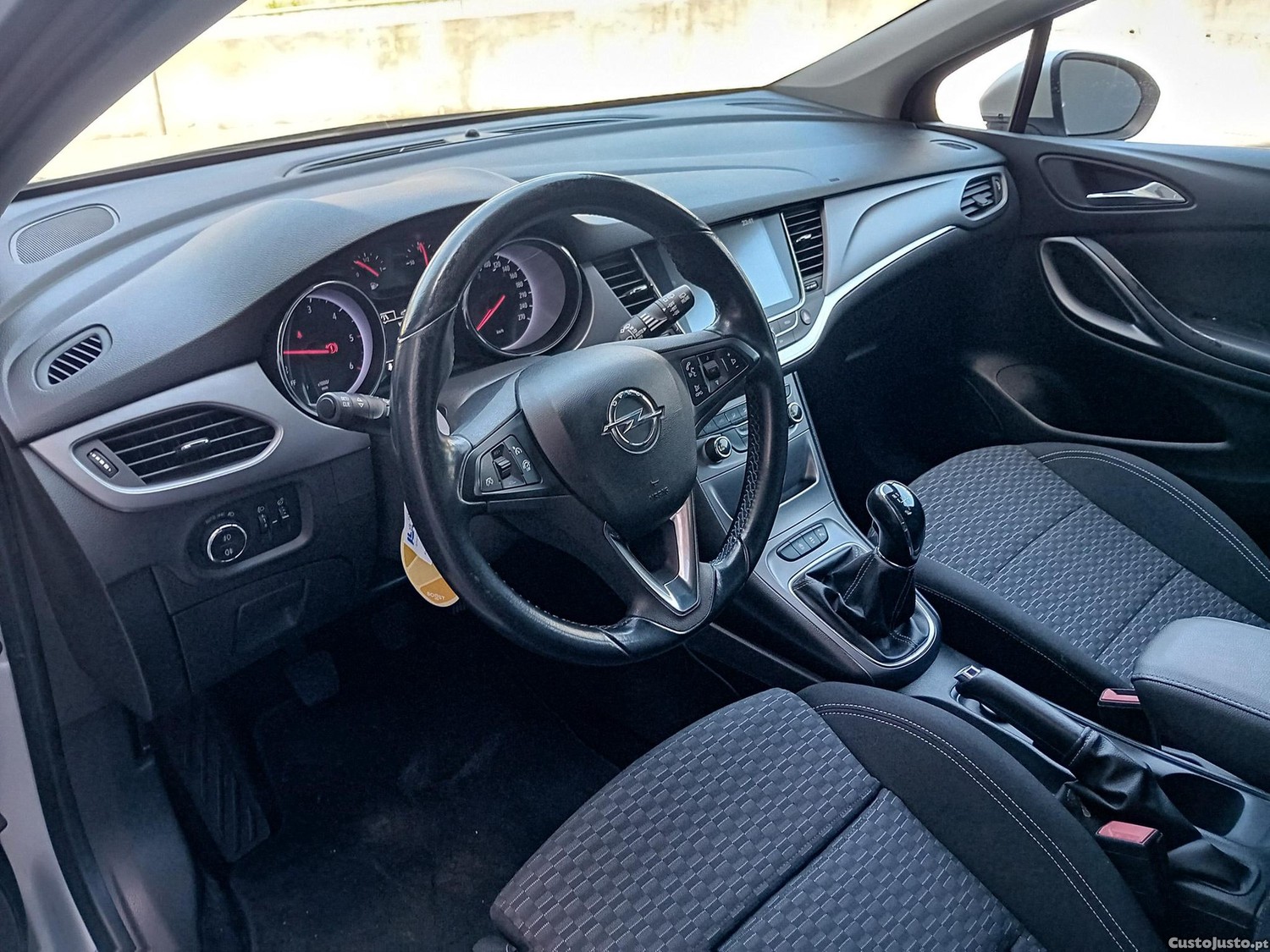 Opel Astra Sports Tourer 1.6 CDTI Business Edition S/S — fotografia 6