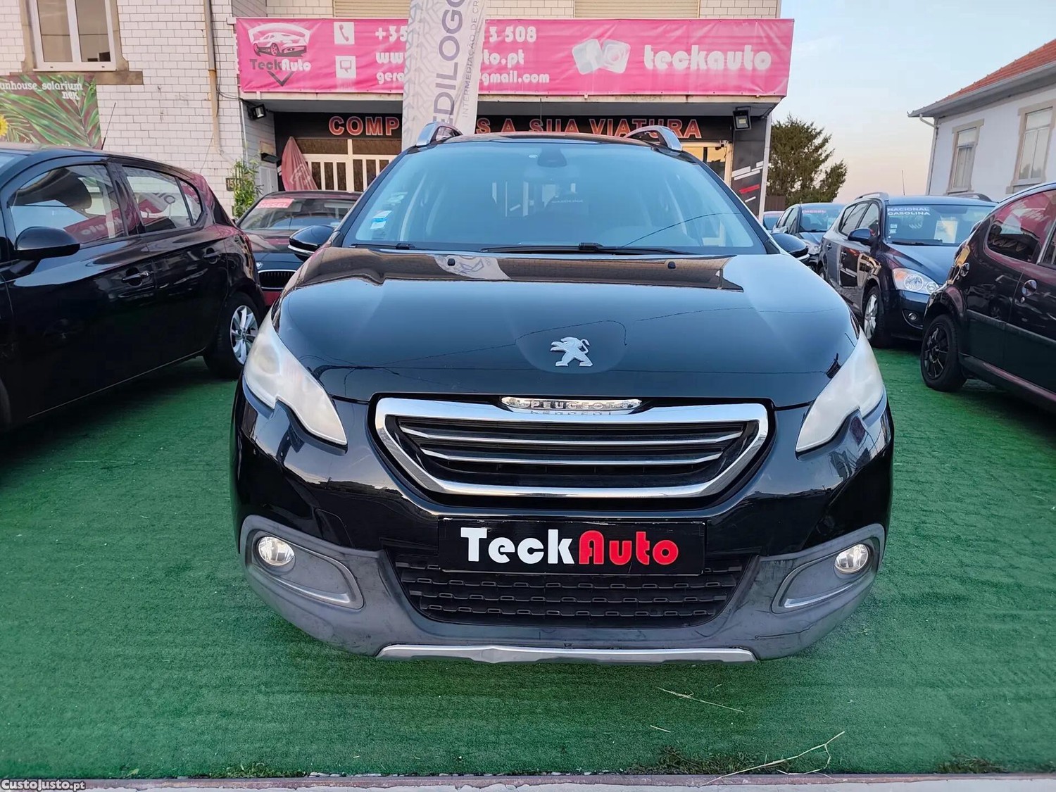 Peugeot 2008 1.2 PureTech Style — photo 2