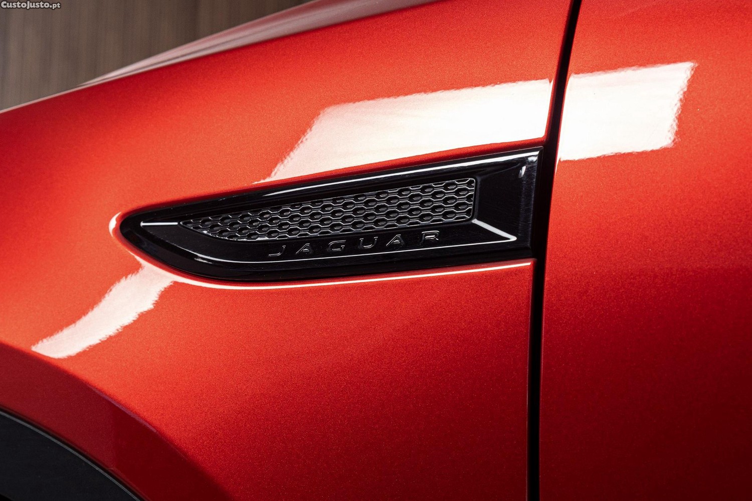 Jaguar E-Pace 2.0 P200 AWD Aut. — fotografia 20