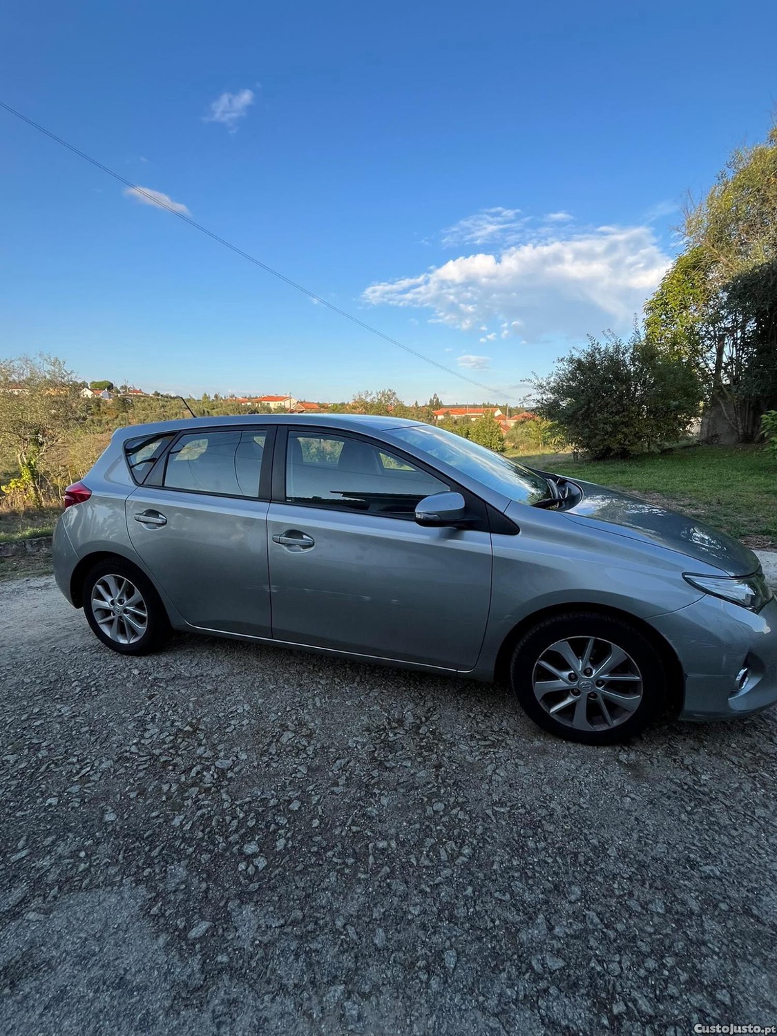 Toyota Auris Comfort - 14 — photo 2