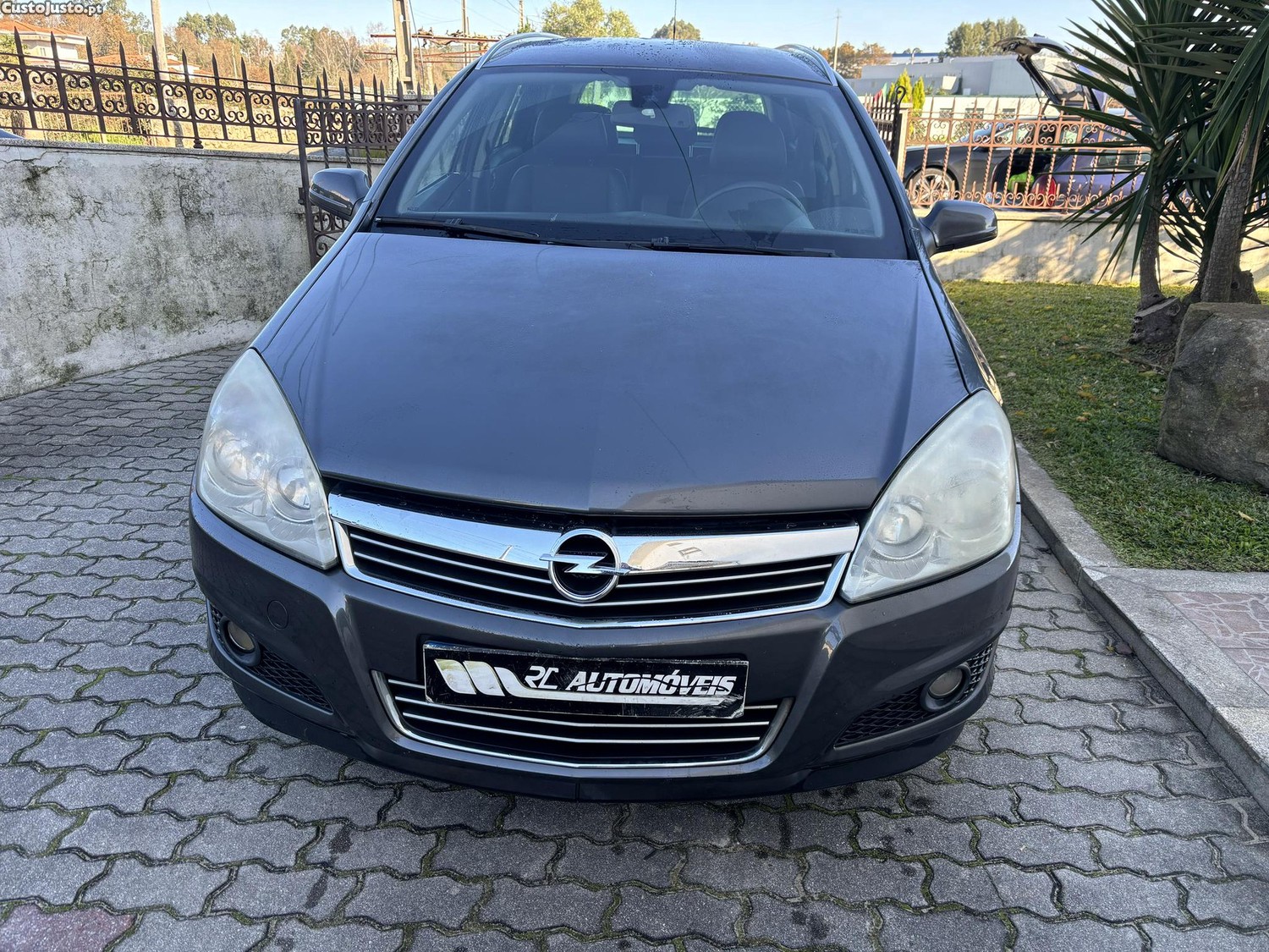 Opel Astra 1700CDTI 100CV COSMO — fotografia 10